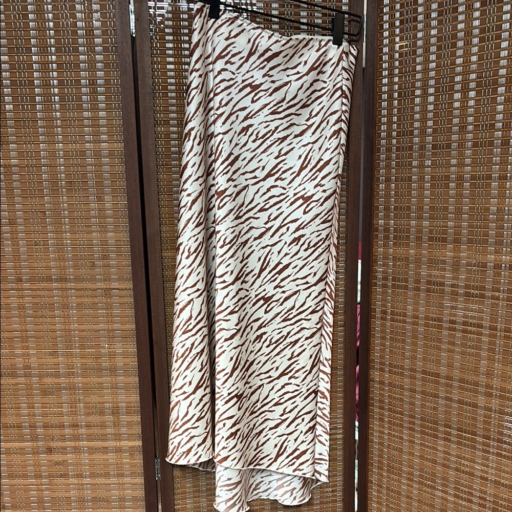 Abercrombie & Fitch Brown and White Midi Skirt